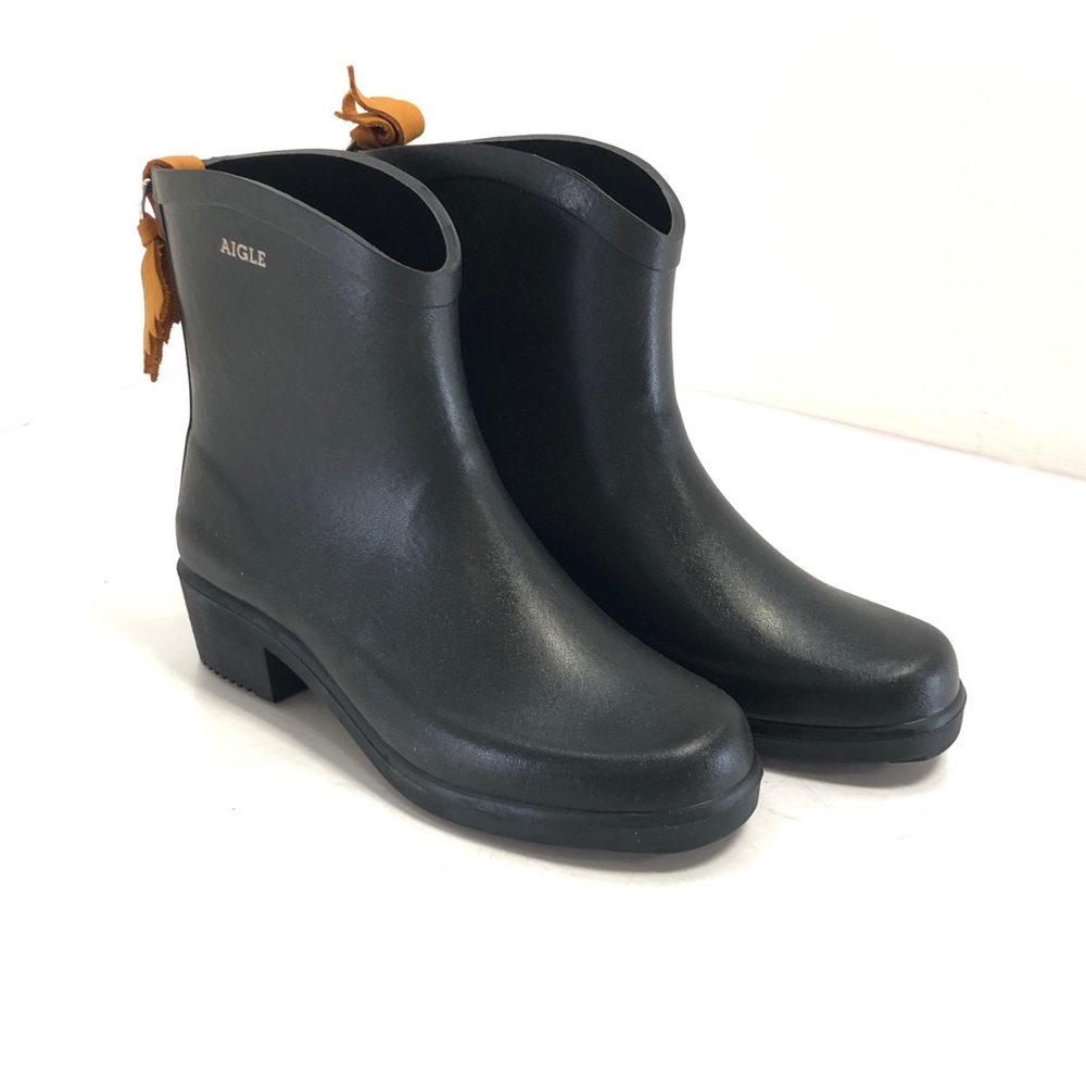 NWT Aigle "Miss Juliette Bottillon" in Noir
